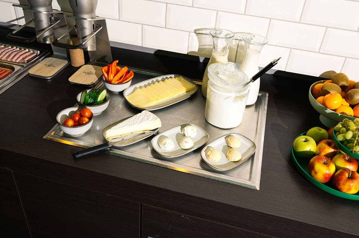 Qbic-Hotel-WTC-Amsterdam-breakfast-06