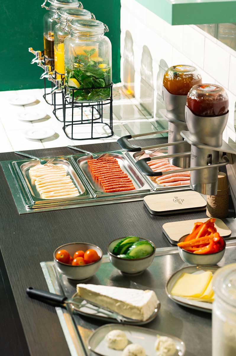 Qbic-Hotel-WTC-Amsterdam-breakfast-13