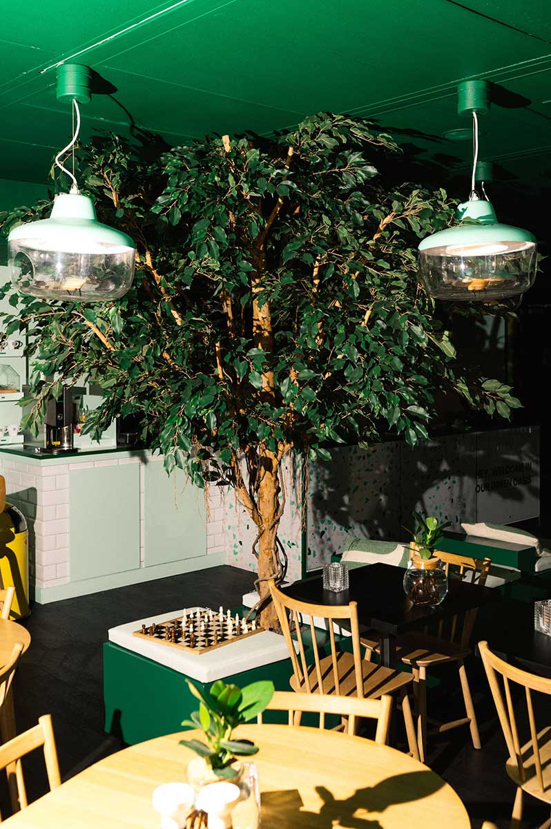 Qbic-Hotel-WTC-Amsterdam-lobby-09