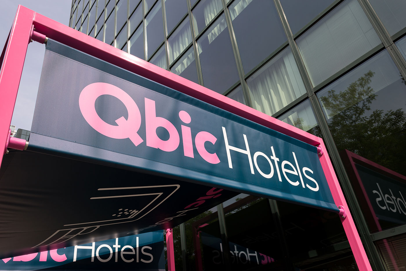 Qbic Hotel WTC Amsterdam entrance